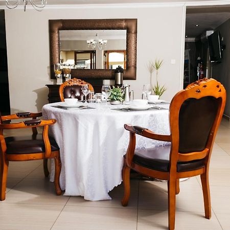 Peaconwood Boutique Villa Palapye Buitenkant foto