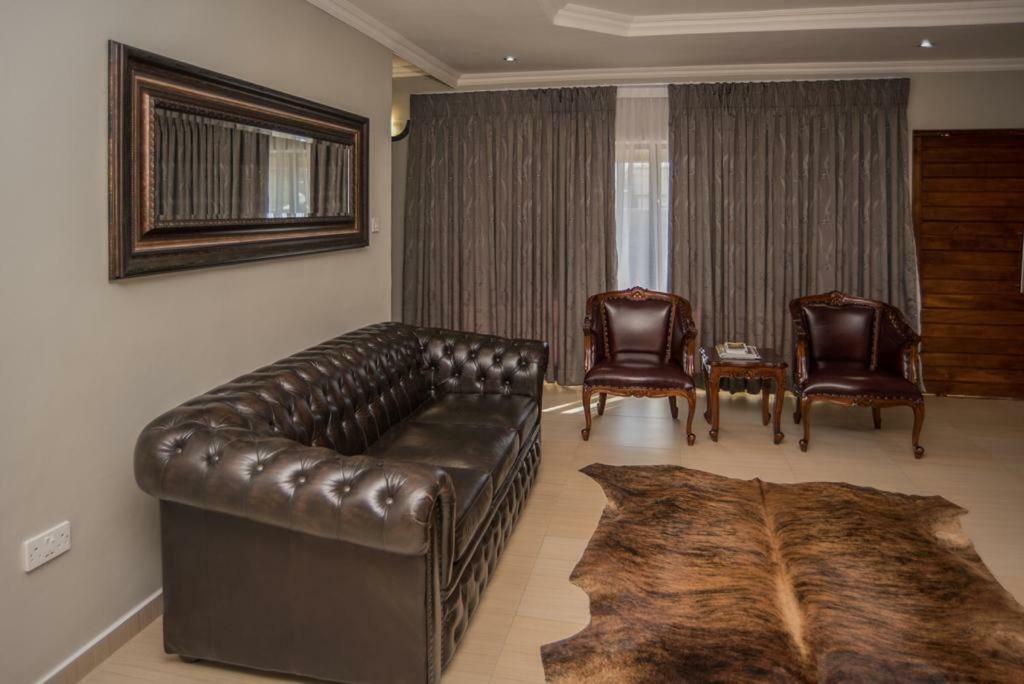 Peaconwood Boutique Villa Palapye Buitenkant foto