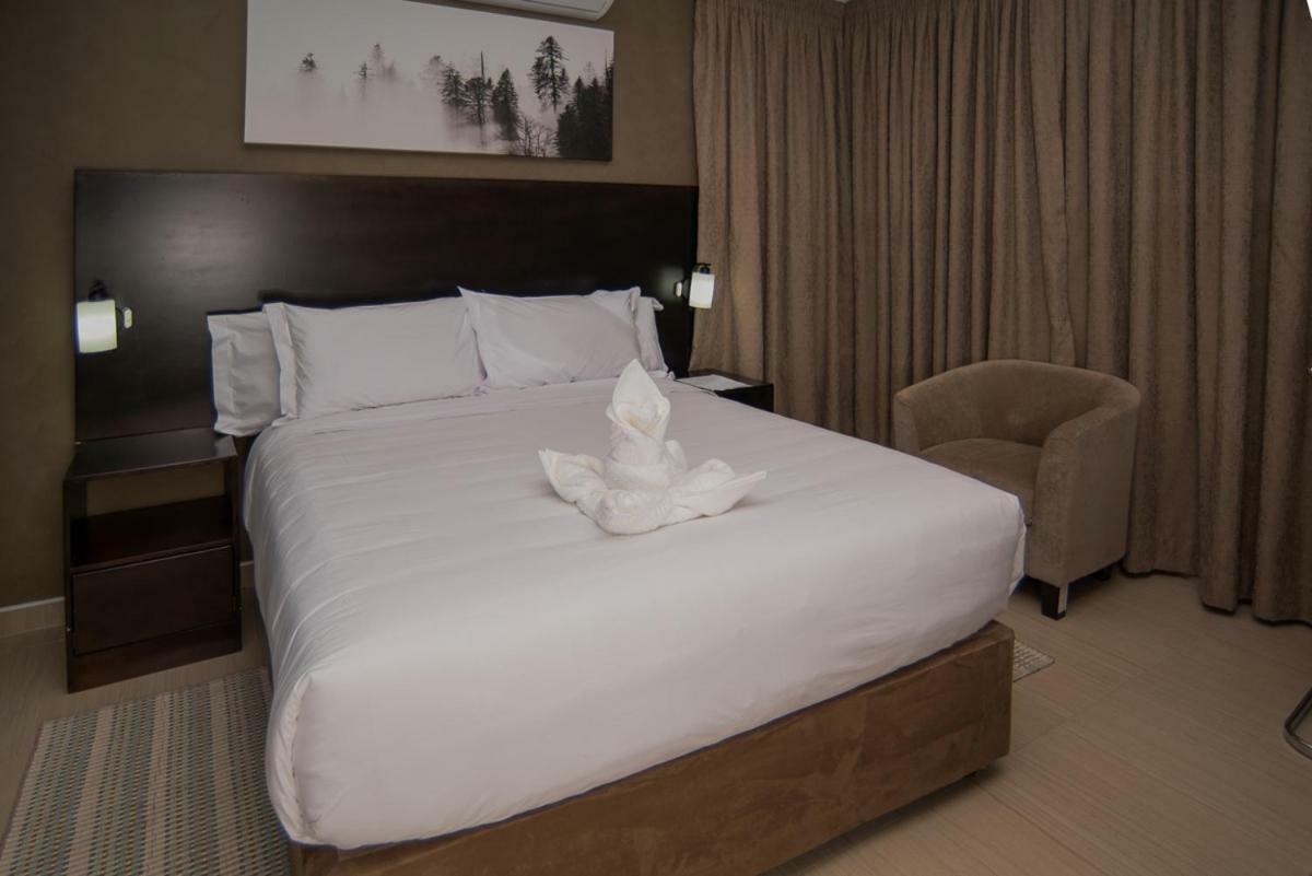 Peaconwood Boutique Villa Palapye Buitenkant foto
