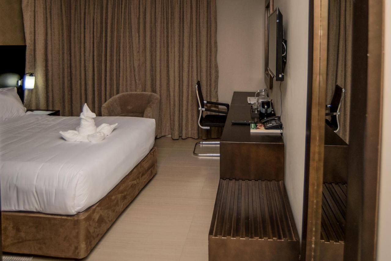 Peaconwood Boutique Villa Palapye Buitenkant foto